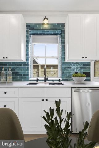 200 E HORTTER ST, Philadelphia, PA 19119