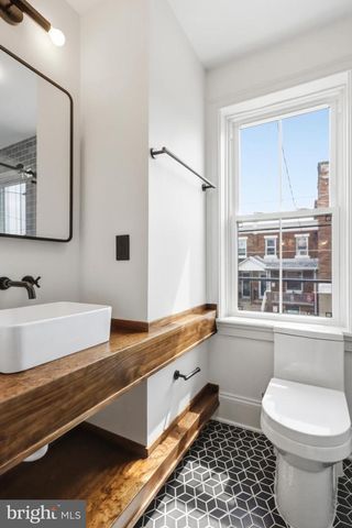 200 E HORTTER ST, Philadelphia, PA 19119