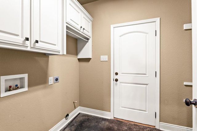 4208 Community Cove, Sherwood, AR 72120