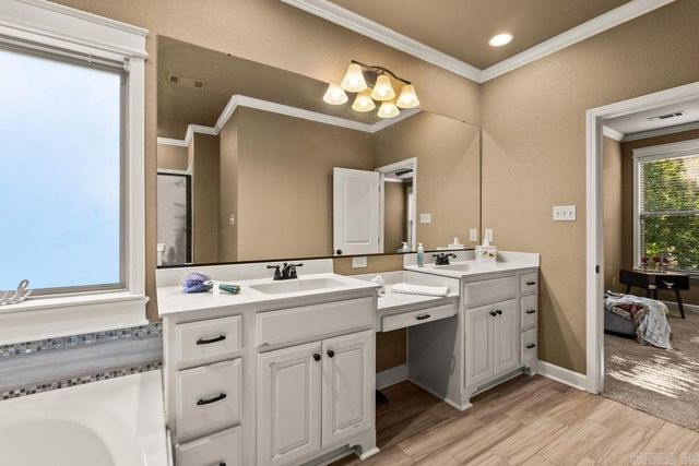4208 Community Cove, Sherwood, AR 72120