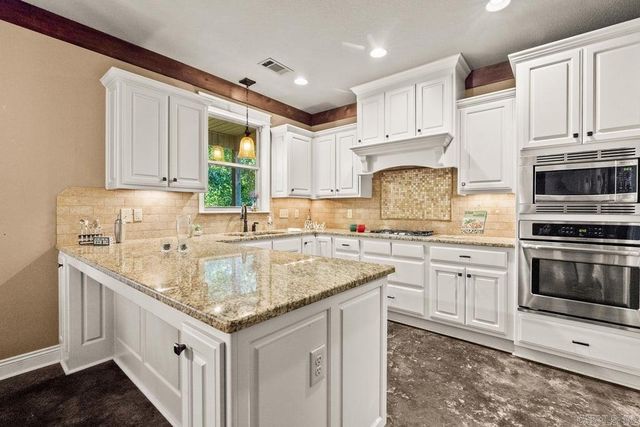 4208 Community Cove, Sherwood, AR 72120