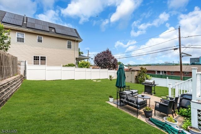 200 Cedar St, Ridgefield Park Village, NJ 07660