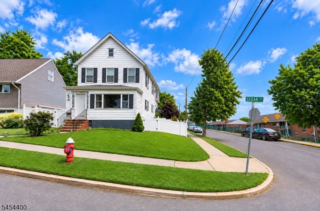 200 Cedar St, Ridgefield Park Village, NJ 07660