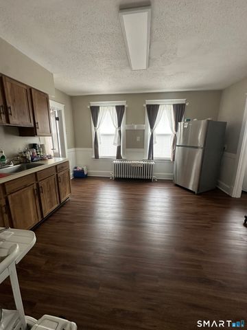 72 Chambers Street 2, Waterbury, CT 06708