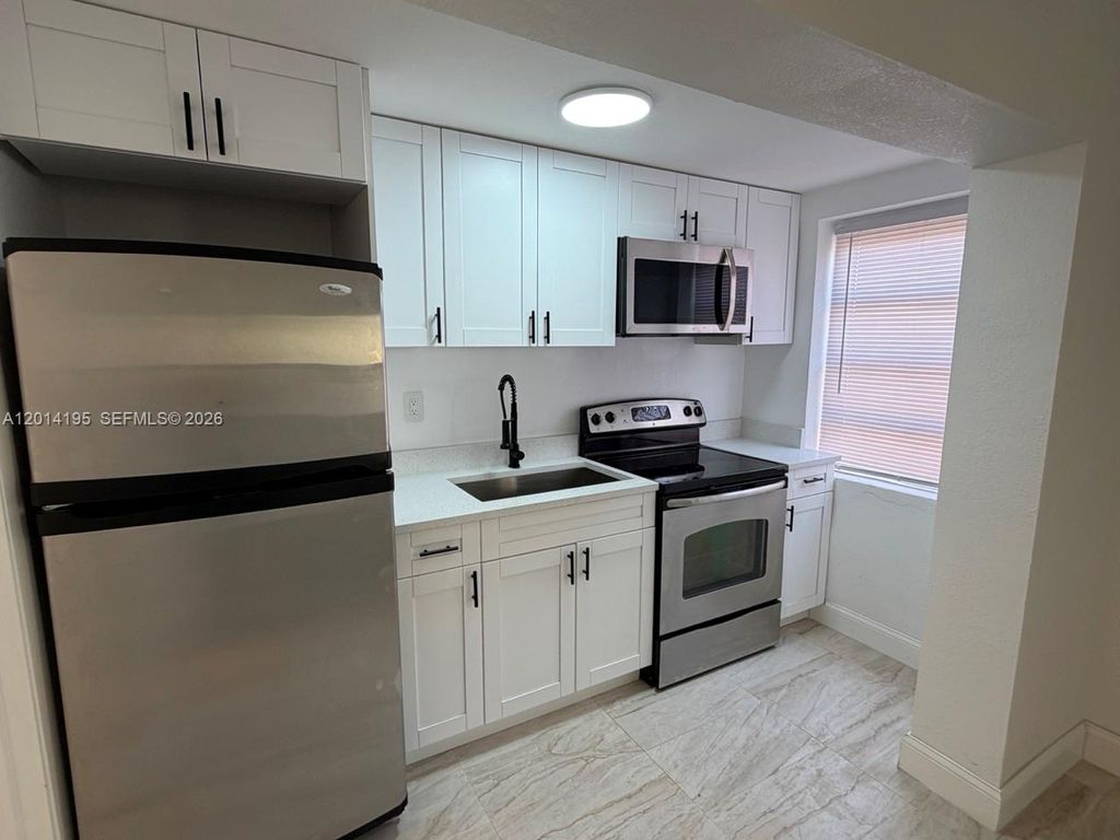 7840 NW 5th Ave REAR, Miami, FL 33150