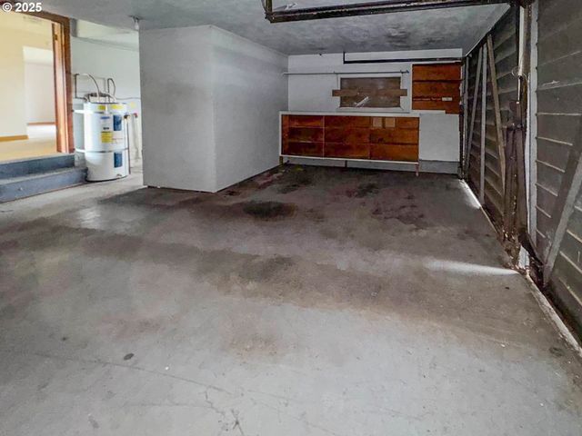 2892 CHESTER Ave, Salem, OR 97301