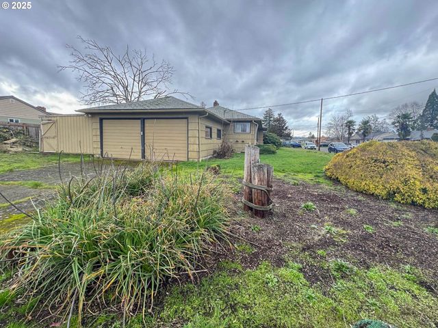 2892 CHESTER Ave, Salem, OR 97301