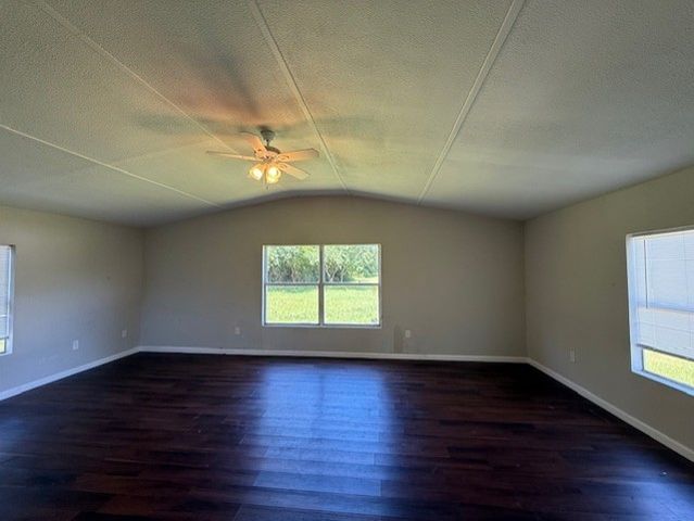 125 Oak Drive, Springtown, TX 76082