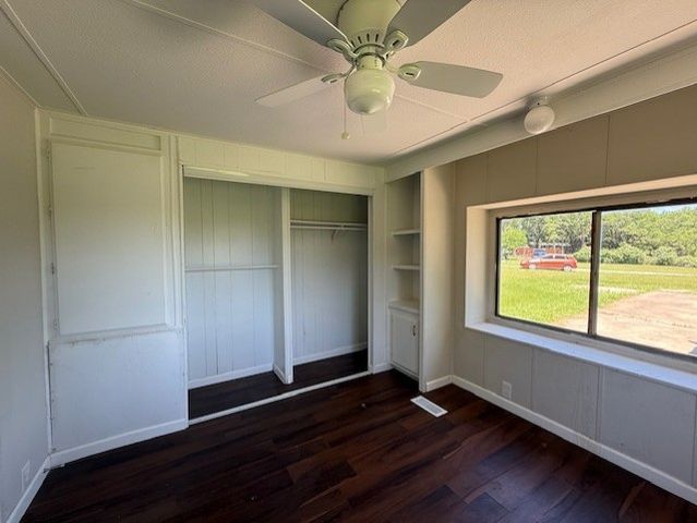 125 Oak Drive, Springtown, TX 76082