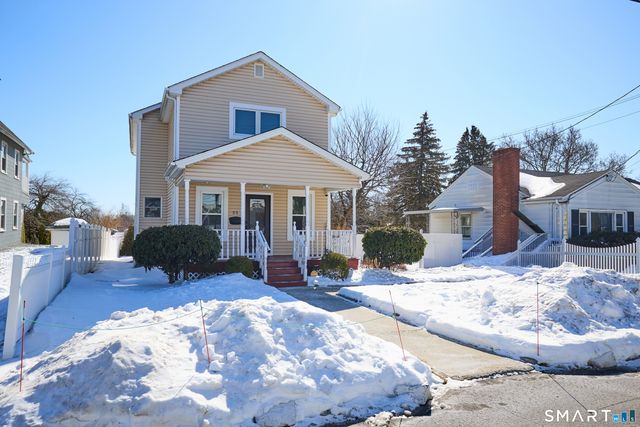 35 Querida Street, Bridgeport, CT 06604