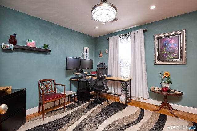 35 Querida Street, Bridgeport, CT 06604