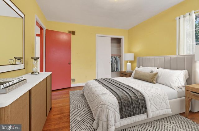 707 26TH PL S, Arlington, VA 22202