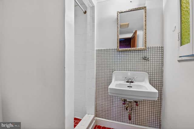 707 26TH PL S, Arlington, VA 22202