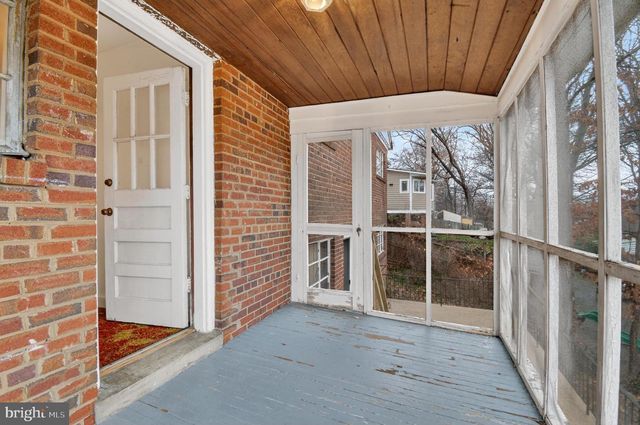 707 26TH PL S, Arlington, VA 22202