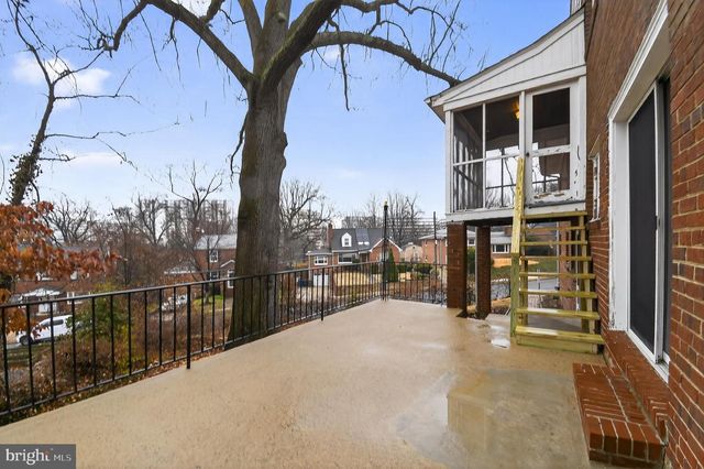 707 26TH PL S, Arlington, VA 22202