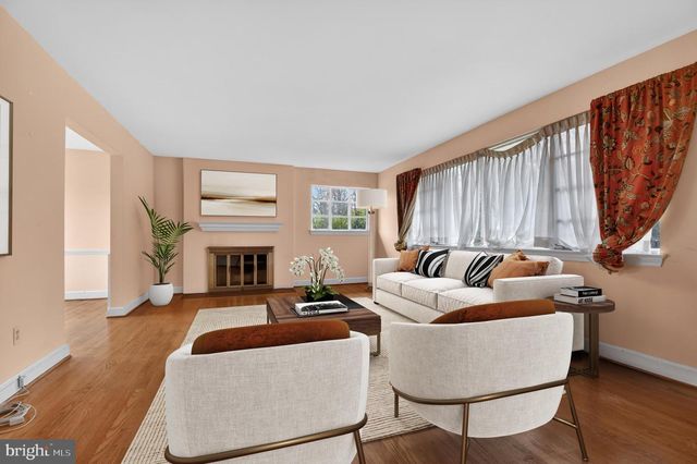 707 26TH PL S, Arlington, VA 22202