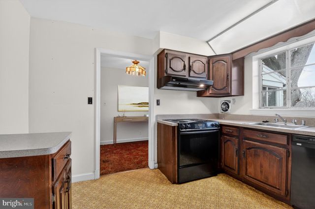 707 26TH PL S, Arlington, VA 22202