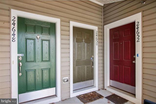 24650 CARIBOU SQ, Aldie, VA 20105