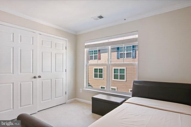 24650 CARIBOU SQ, Aldie, VA 20105