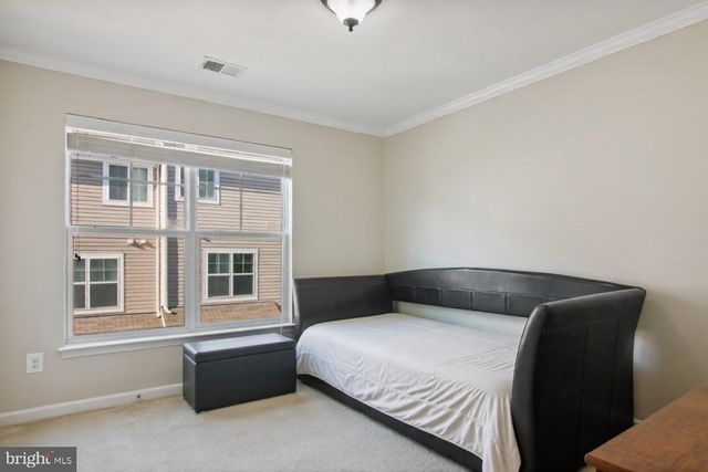 24650 CARIBOU SQ, Aldie, VA 20105