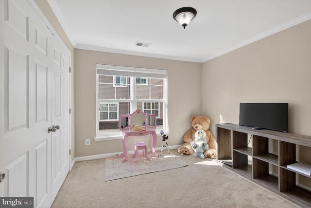 24650 CARIBOU SQ, Aldie, VA 20105