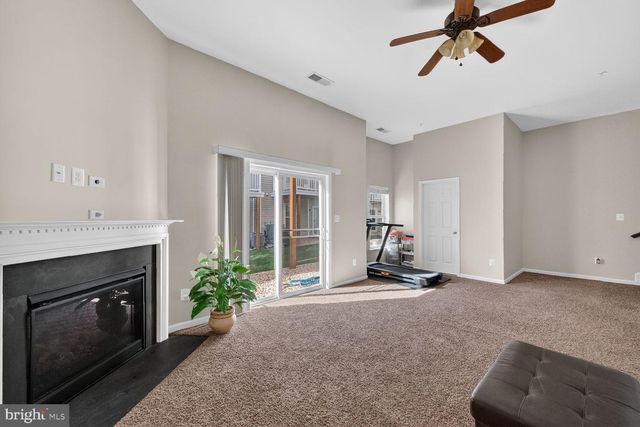 24650 CARIBOU SQ, Aldie, VA 20105