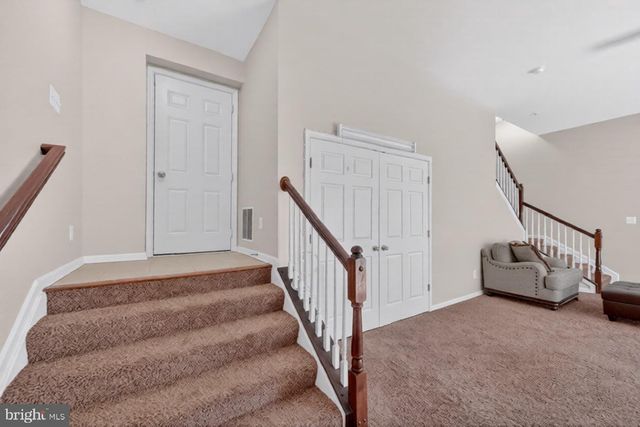 24650 CARIBOU SQ, Aldie, VA 20105