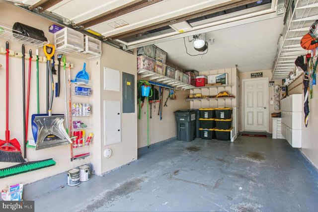 24650 CARIBOU SQ, Aldie, VA 20105