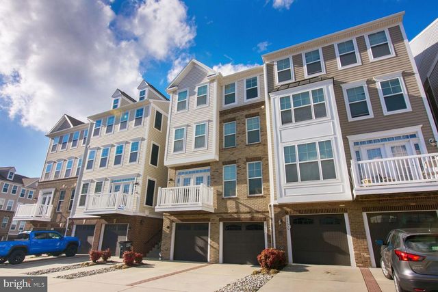 24650 CARIBOU SQ, Aldie, VA 20105