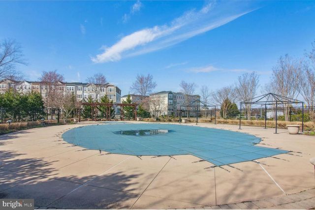 24650 CARIBOU SQ, Aldie, VA 20105