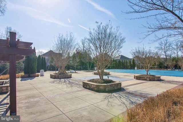 24650 CARIBOU SQ, Aldie, VA 20105
