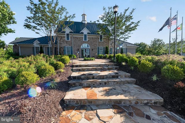 24650 CARIBOU SQ, Aldie, VA 20105