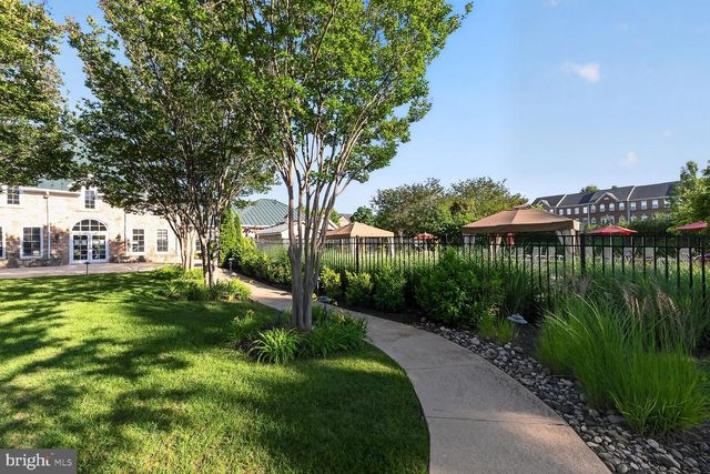 24650 CARIBOU SQ, Aldie, VA 20105