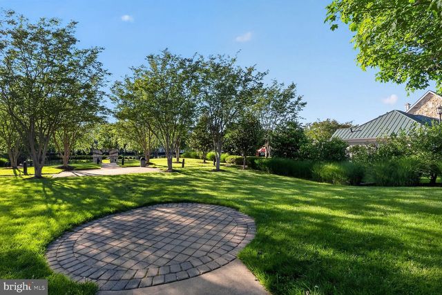 24650 CARIBOU SQ, Aldie, VA 20105