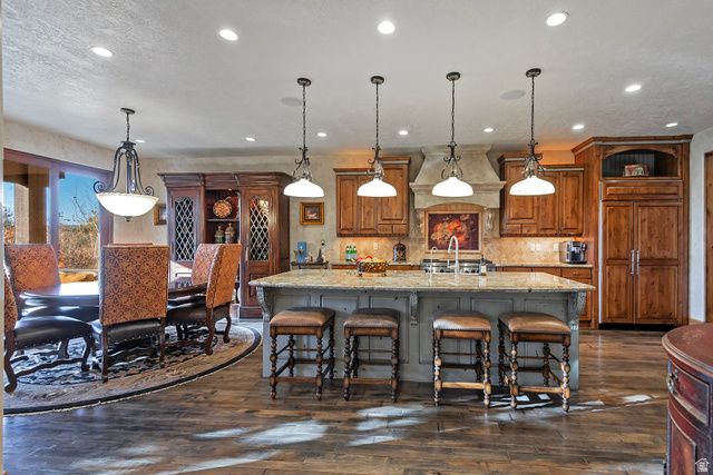 8778 S FALCON HEIGHTS LN, Sandy, UT 84093