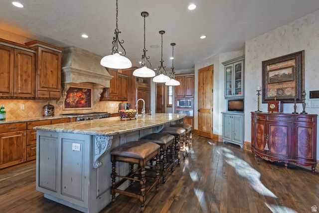 8778 S FALCON HEIGHTS LN, Sandy, UT 84093