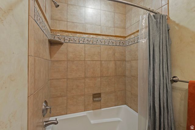 8778 S FALCON HEIGHTS LN, Sandy, UT 84093