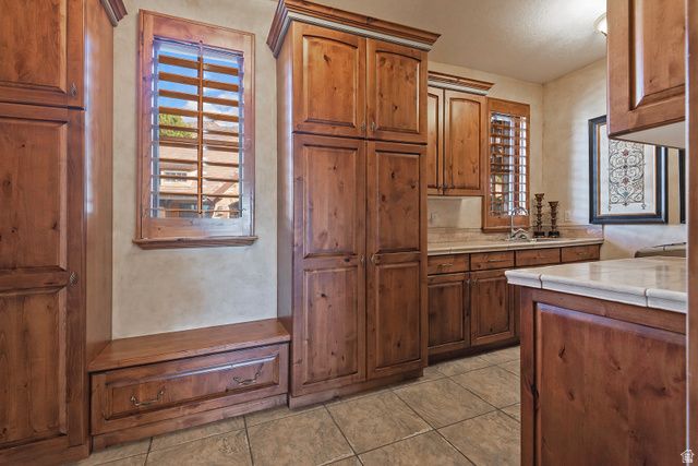 8778 S FALCON HEIGHTS LN, Sandy, UT 84093
