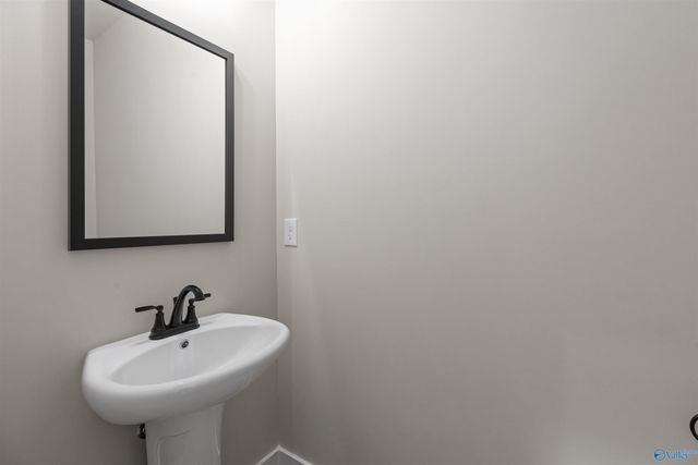 2121 Kanteen Street, Huntsville, AL 35811