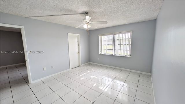 19051 NE 2nd Ave 1507, Miami, FL 33179