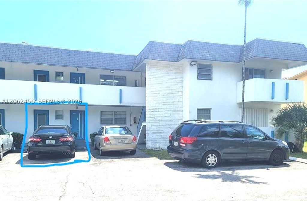 19051 NE 2nd Ave 1507, Miami, FL 33179