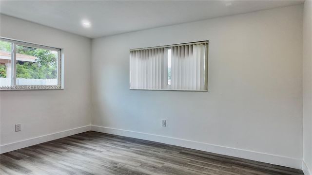 7721 Granada Blvd, Miramar, FL 33023