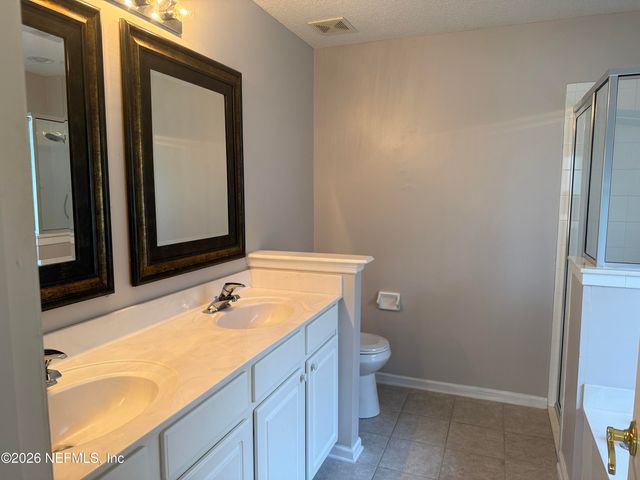 1884 LAKE FOREST Lane, Fleming Island, FL 32003