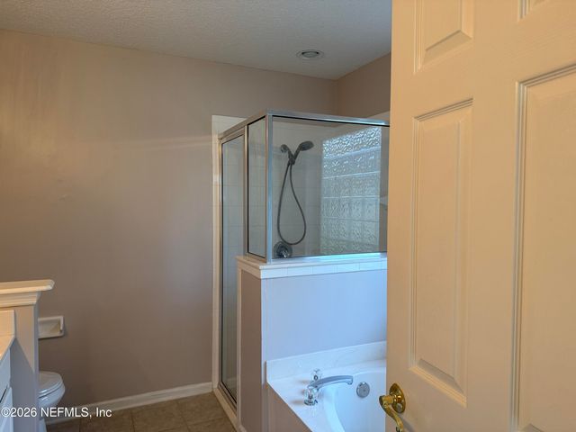 1884 LAKE FOREST Lane, Fleming Island, FL 32003