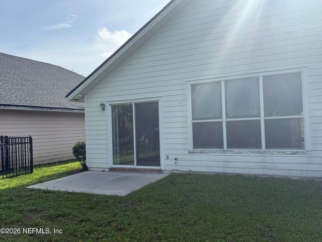 1884 LAKE FOREST Lane, Fleming Island, FL 32003