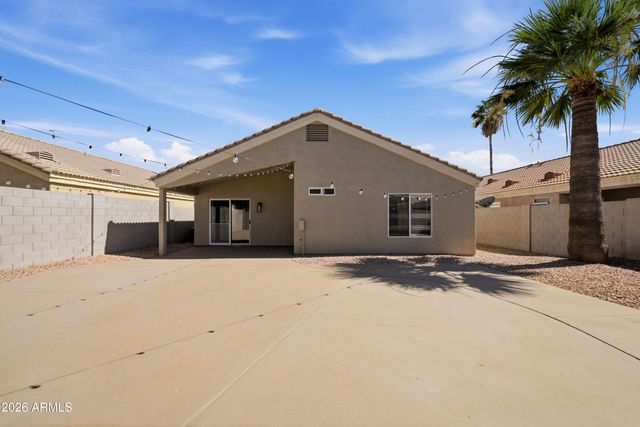 868 E LAREDO Street, Chandler, AZ 85225