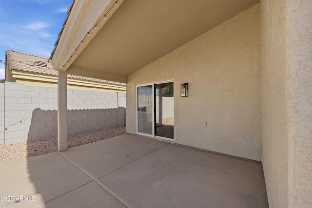 868 E LAREDO Street, Chandler, AZ 85225