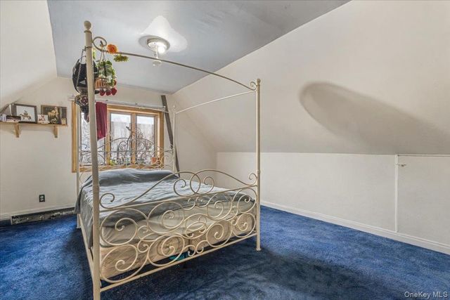 8543 211th Street, Hollis Hills, NY 11427