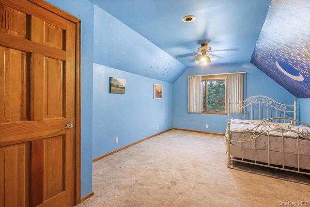 8543 211th Street, Hollis Hills, NY 11427