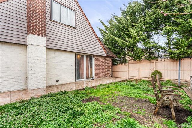 8543 211th Street, Hollis Hills, NY 11427